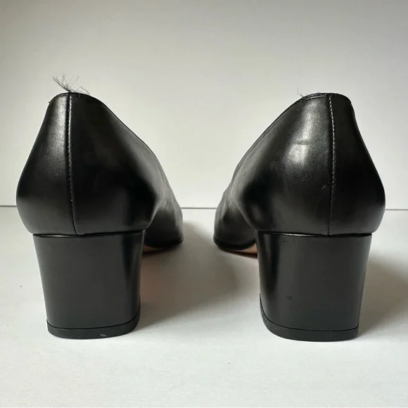 SALVATORE FERRAGAMO Women's Pumps - Black